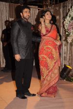 Shilpa Shetty, Raj Kundra at the Honey Bhagnani wedding reception on 28th Feb 2012 (3).JPG